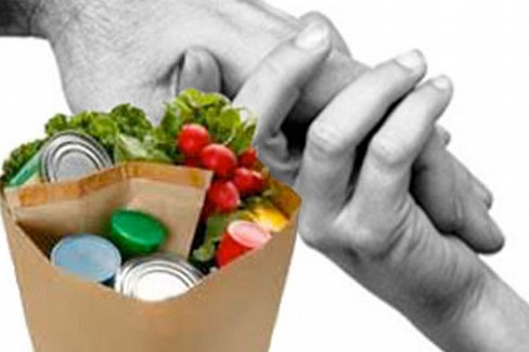Distribuzione pacco alimentare – Gruppo Caritas san Giovanni Battista — 9 AGOSTO 2022